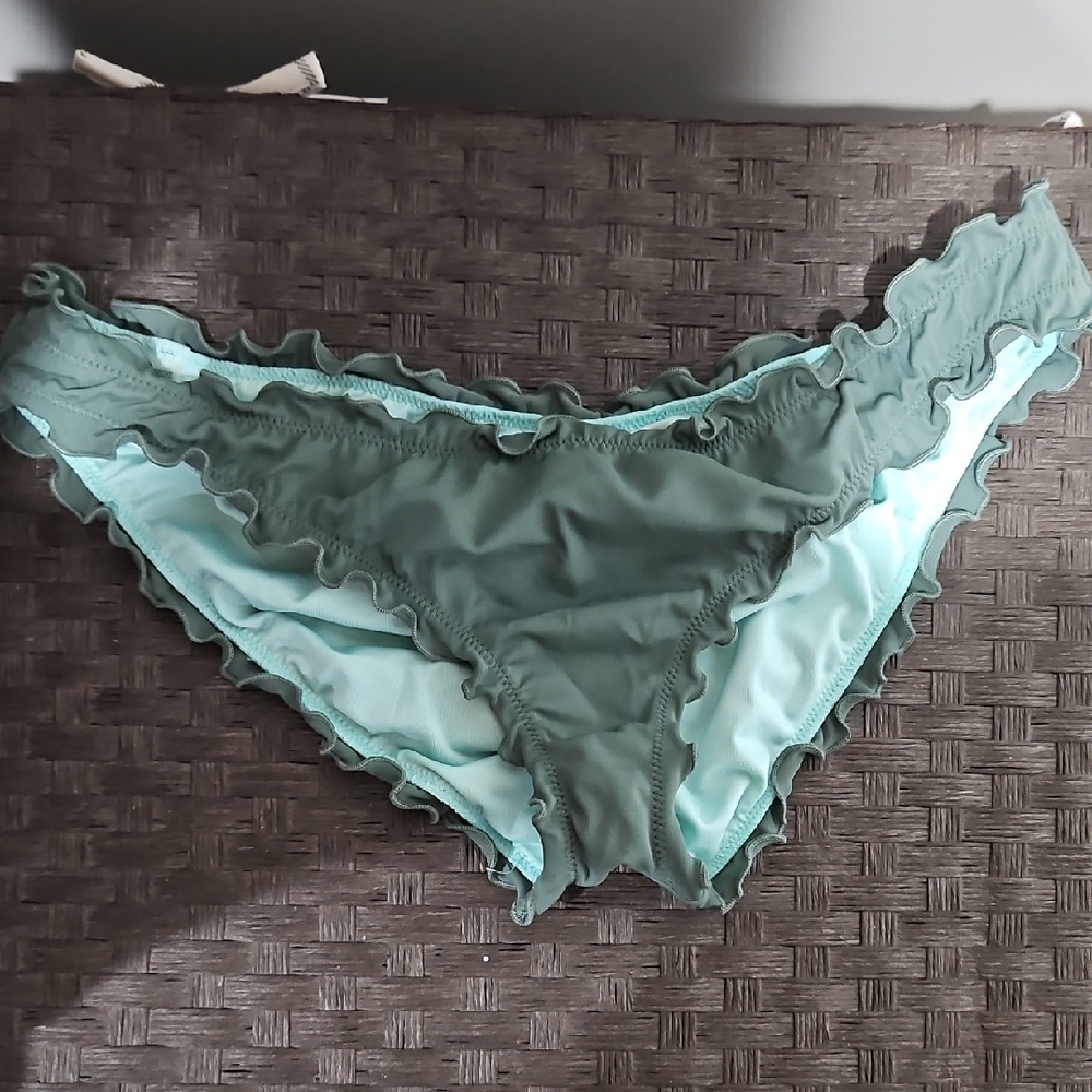 Victoria's Secret Bikini Cheekie Bottom